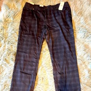 NWT Brax lightweight mens pants, high end Italian designer 38/34 regular fit